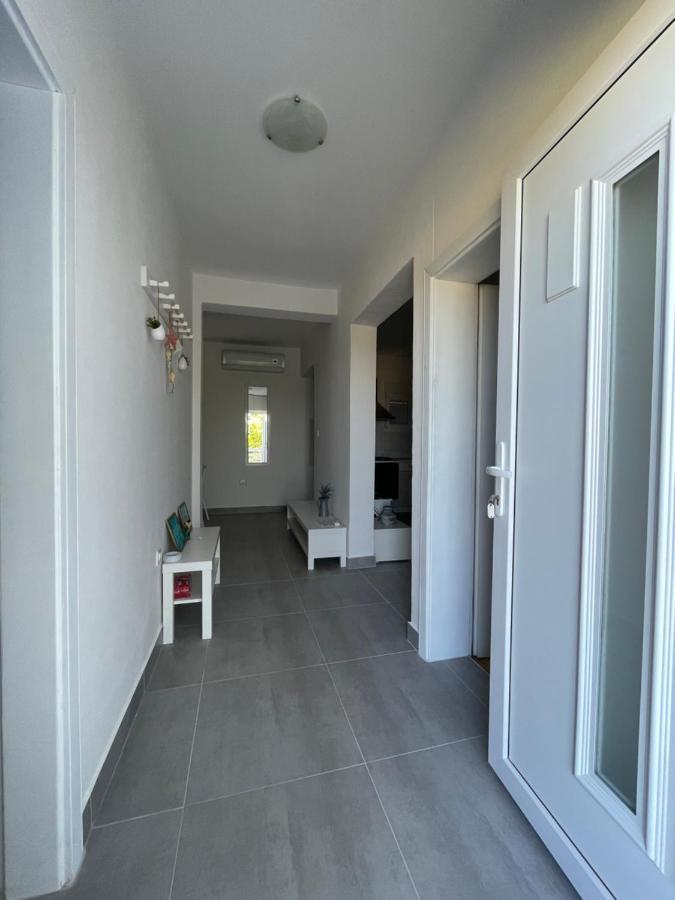 Apartmani Fulir Vrsi Exterior foto